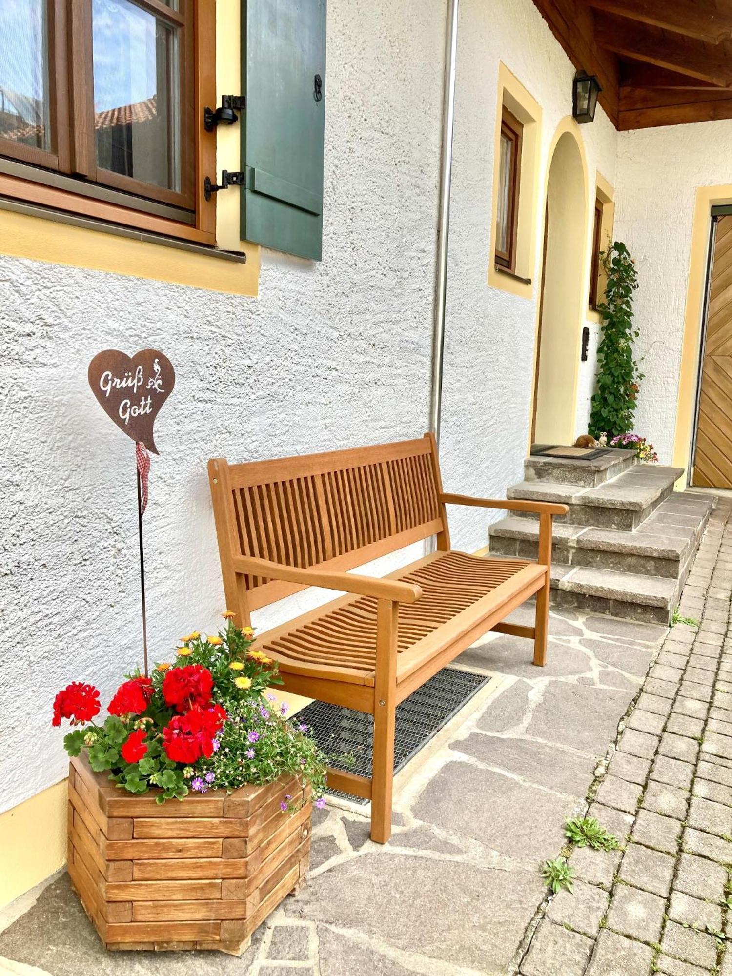 Ferienwohnung Gruber Тайзендорф Екстериор снимка